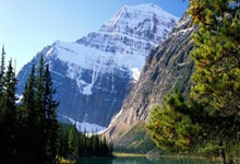 亿万28官网：[CBA]琼斯空接暴扣领衔CBA第45轮五佳球.